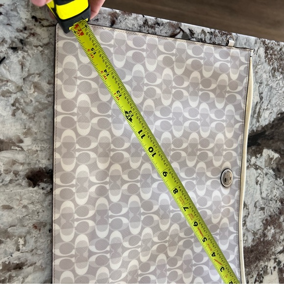 Coach tablet or clutch case - Picture 5 of 8